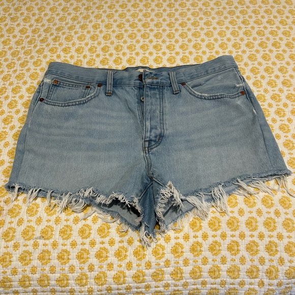 Madewell Pants - Madewell relaxed denim shorts size 29